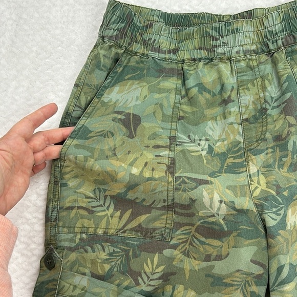 Sanctuary Camo Print Trailblazer Shorts Size 25 - Picture 12 of 17